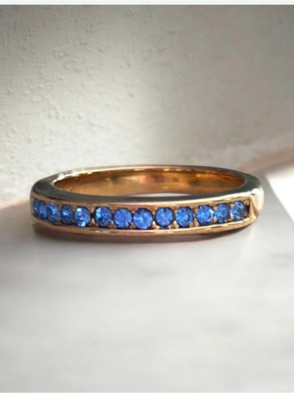 Vintage 90s Avon "Eternal" Sapphire Blue Crystal Gold Channel Band Ring NIB Sz 6